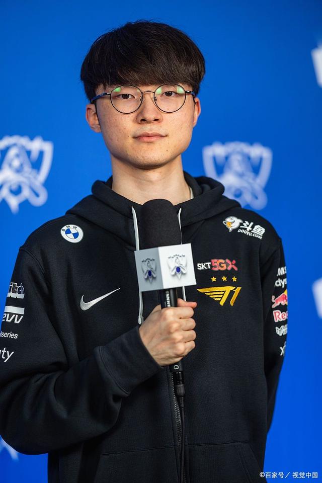 WBG赛后群访 主教练：我们只训练了8天，所以现在磨合还不够