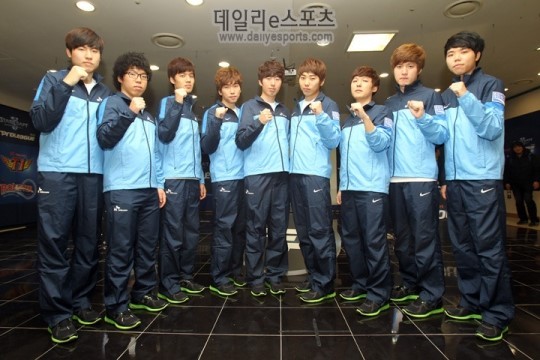 LPL夏季赛W8D3：OMG力争五连胜， LNG Esports ／JDG迎来强强对决