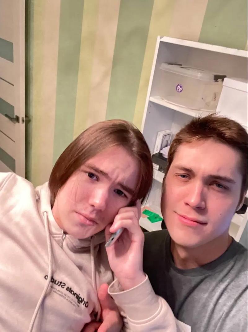 电竞比分网：英雄联盟S10 A组战，SN仰卧起坐头名晋级！