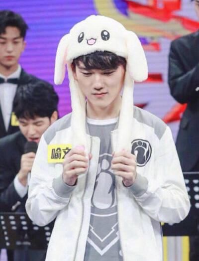 FlyQuest 签下罗马尼亚 AWPer regali